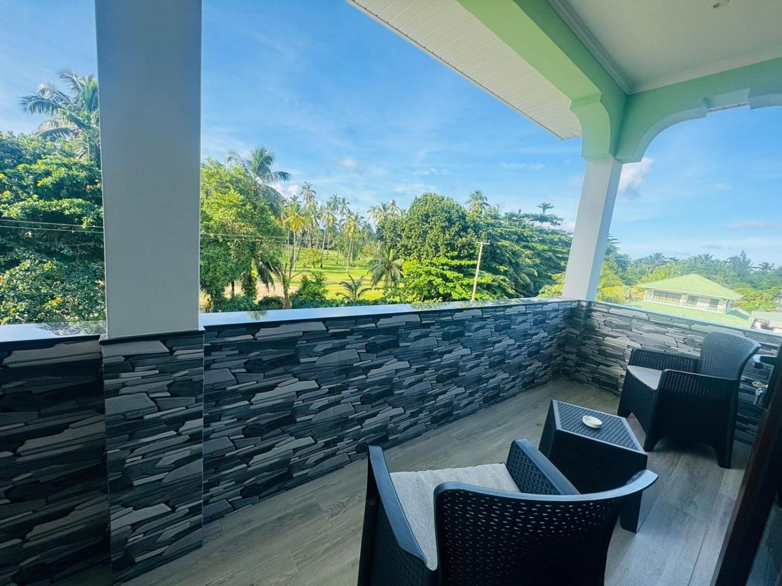 Green Palm Self Catering Anse aux Pins Exterior foto
